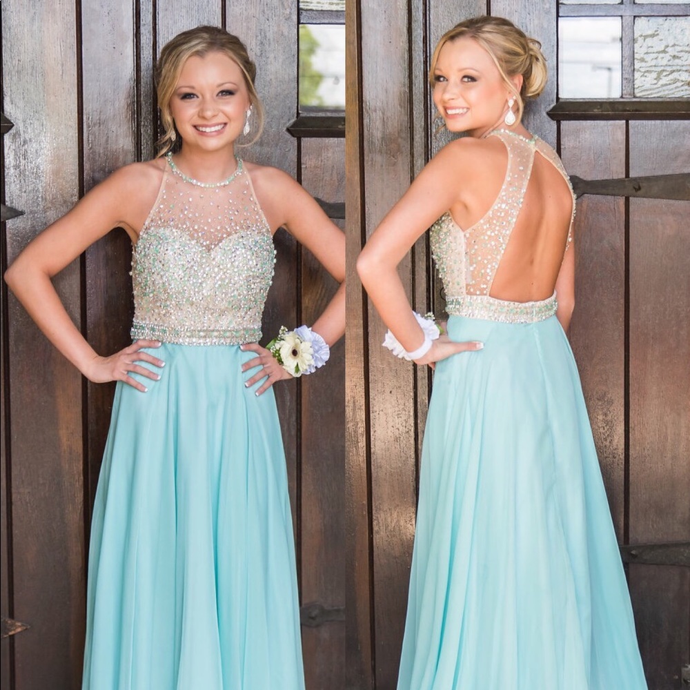 Prom dress